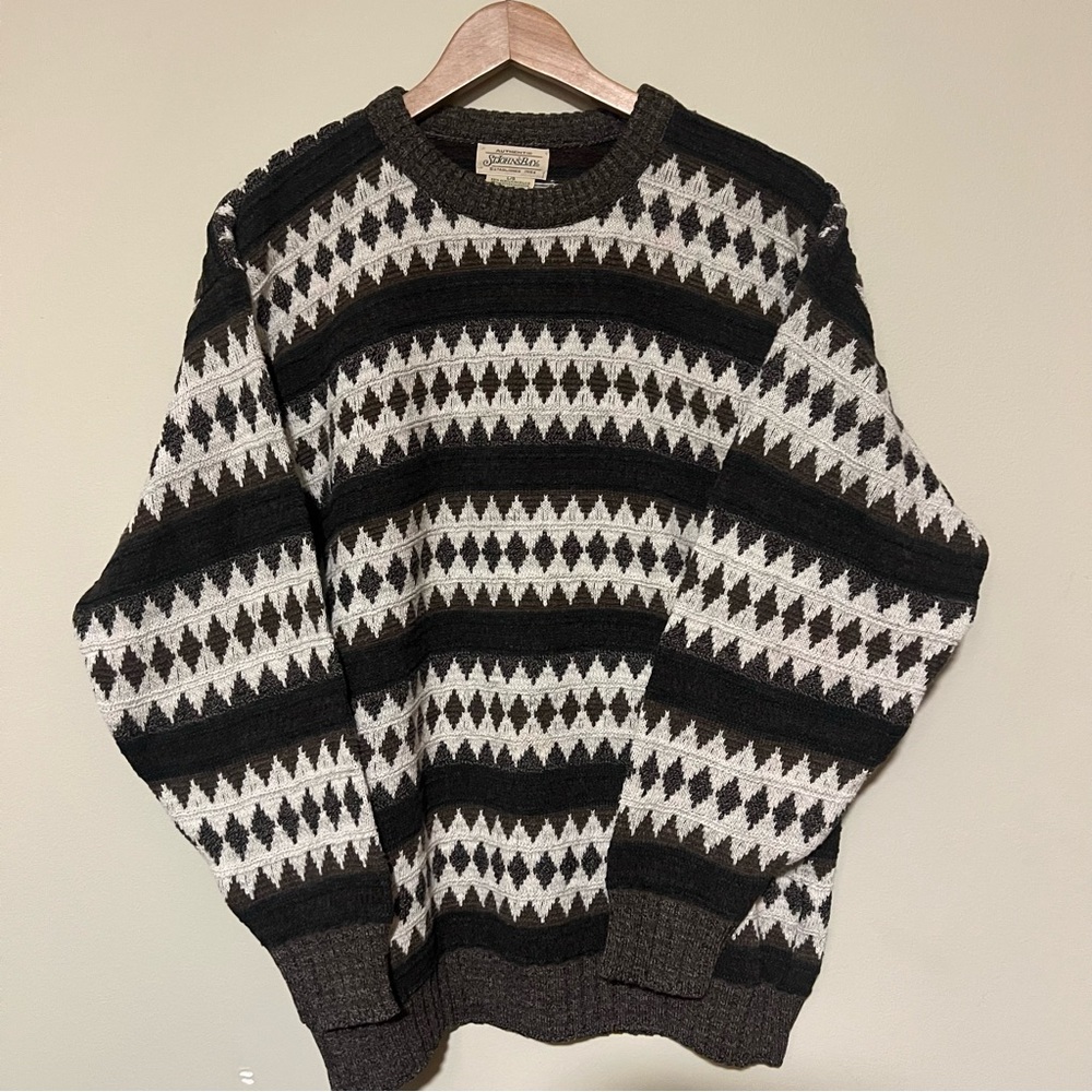 St. John's Bay Black and White Geometric Crewneck Sweater